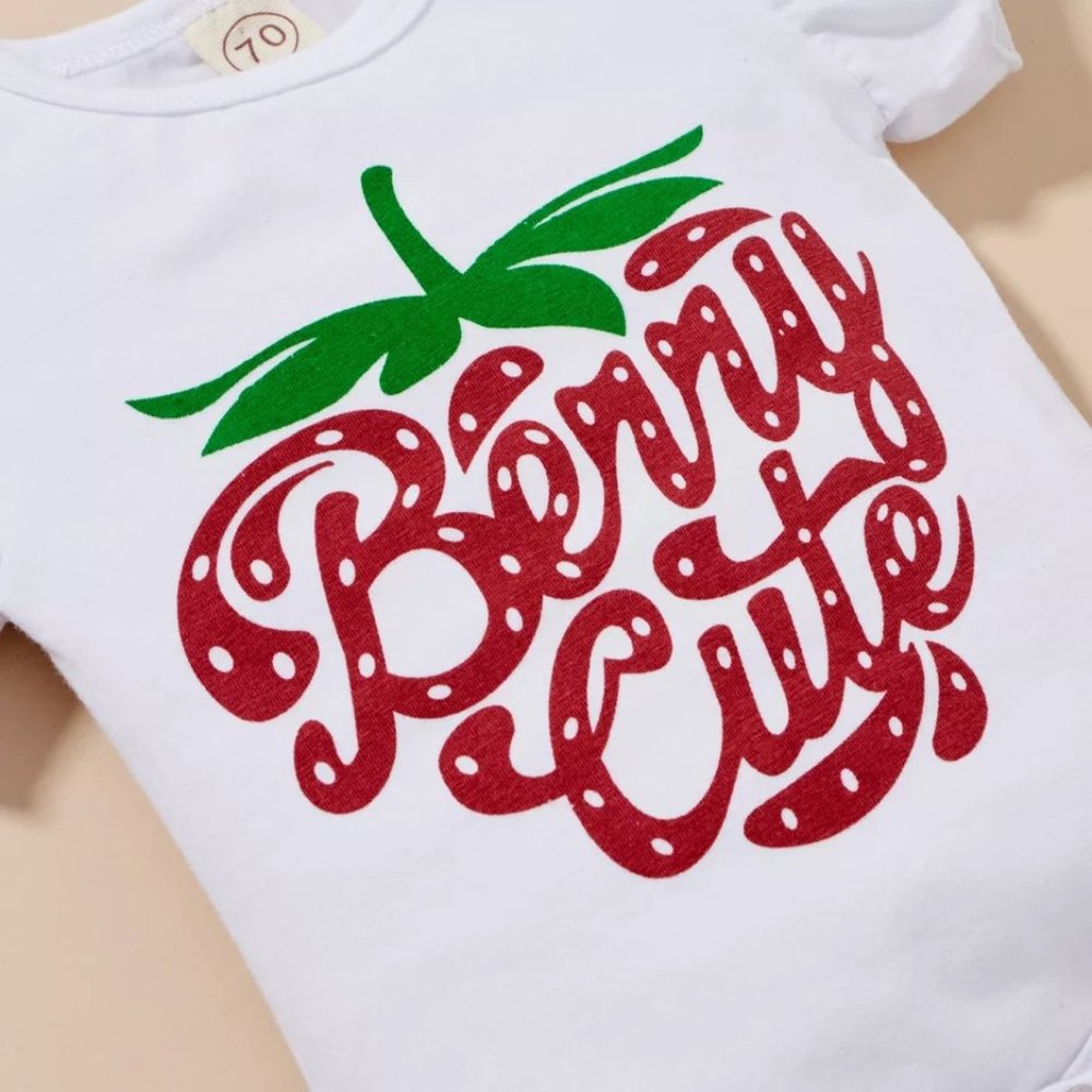 Baby Girls Strawberry 'Berry Cute" Bubble Shorts Outfit Set - Picture 3 of 5